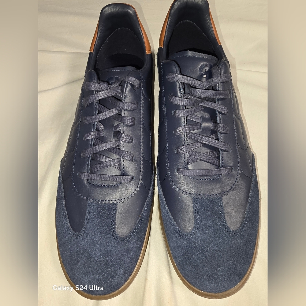 Men's GrandPrø Breakaway Sneakers * Size 13 W * Navy Blue * Never Worn * No Box